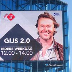 Radio 2-deejay Gijs Staverman uitgeschakeld in It Takes 2 (filmpje)