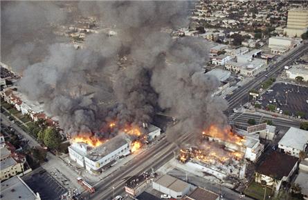 National Geographic reconstrueert rellen in Los Angeles in 1992